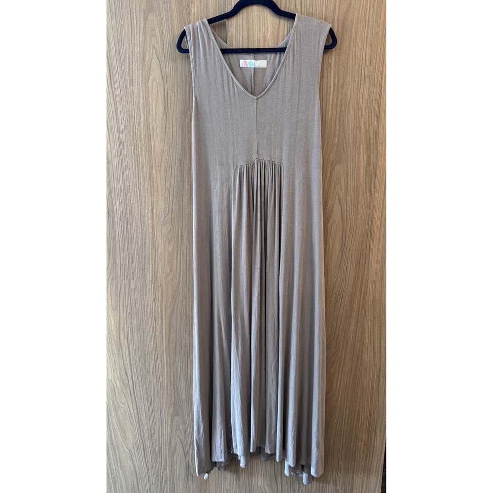 Free People FP Beach Maxi Dress Sz Small Taupe Sleeveless Boho Flowy V Neck Maxi